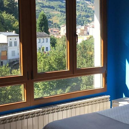Narcea Turismo Real Lejlighed Cangas De Narcea Eksteriør billede
